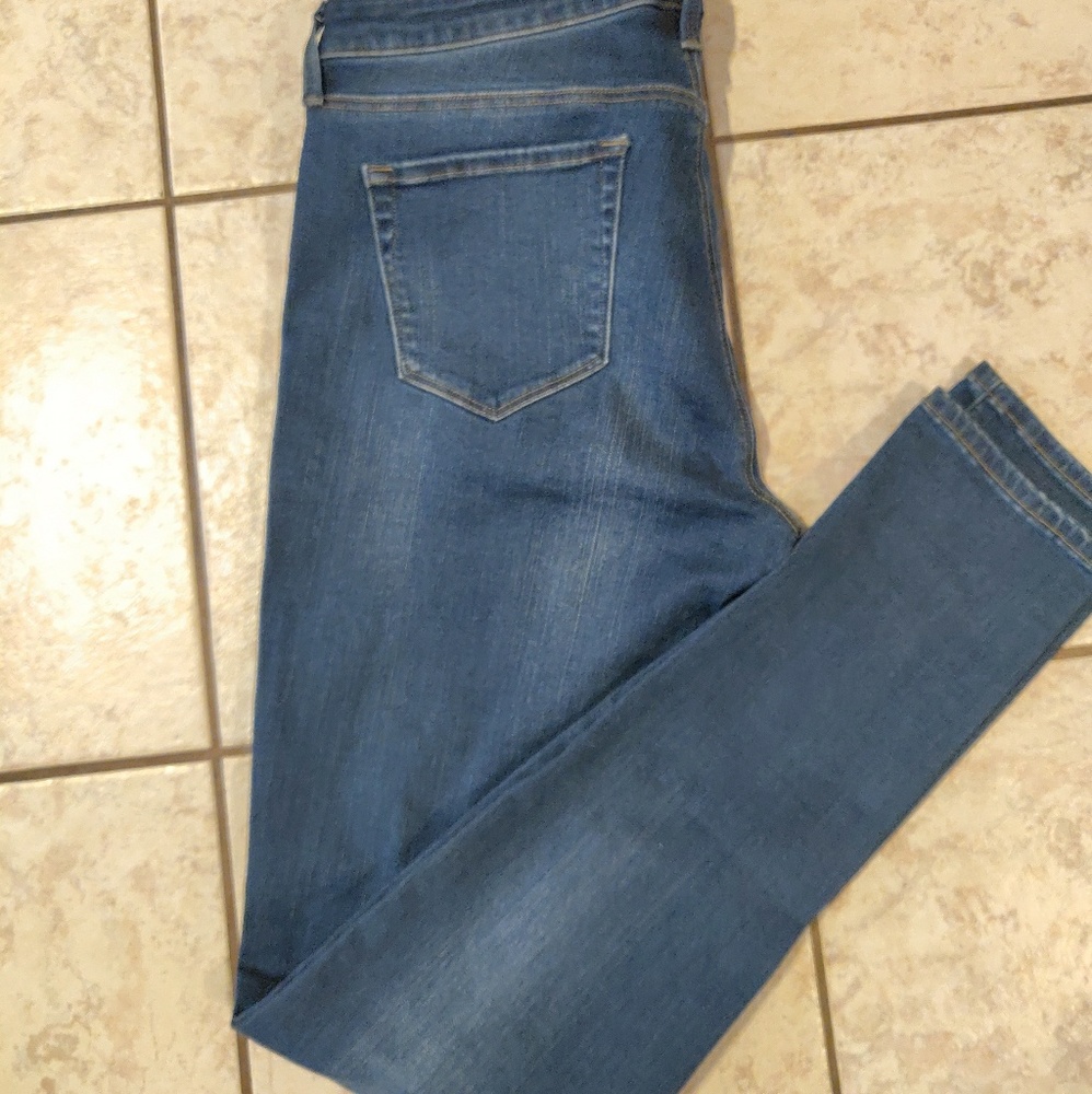 Uniqlo 30x32 skinny jeans